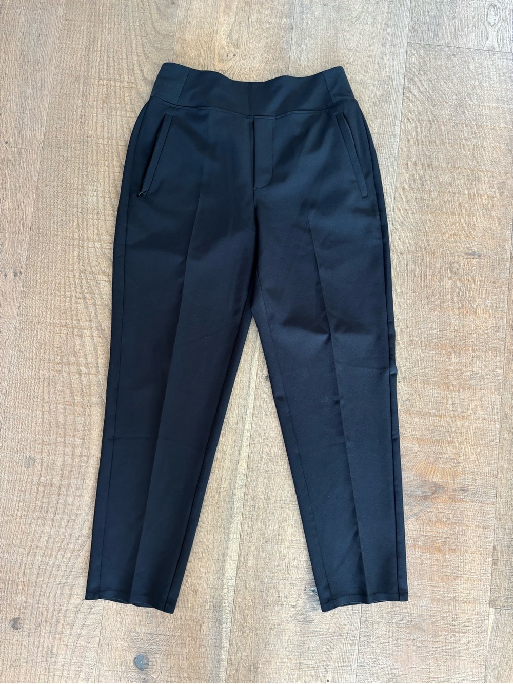 athleta black pleated elastic waist pants